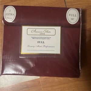 2000 Thread Count Full Sheet Set - Burgundy
